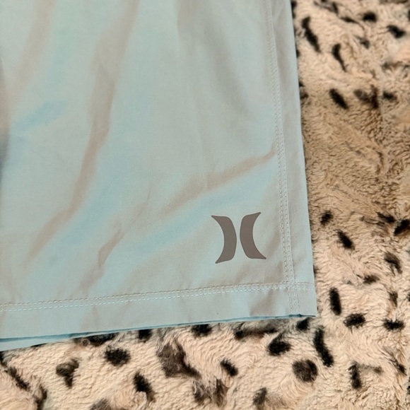 HURLEY Men’s One and Only 20” Light Blue Phantom Swim Board Shorts - Picture 10 of 15